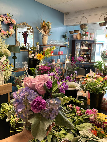 Crevasse's Florist