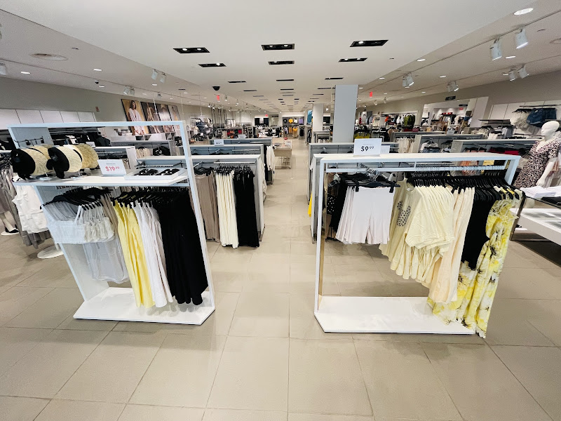 H&M