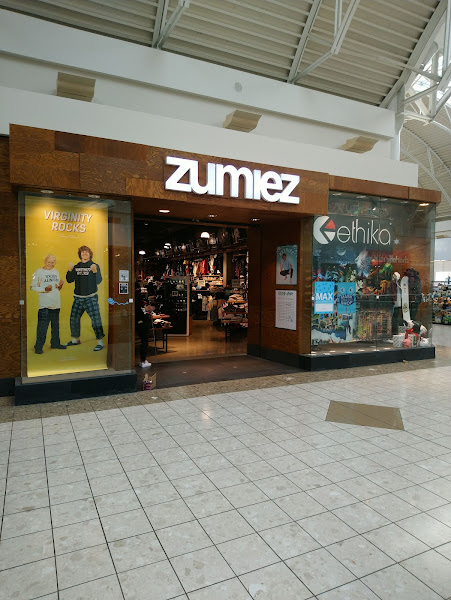 Zumiez
