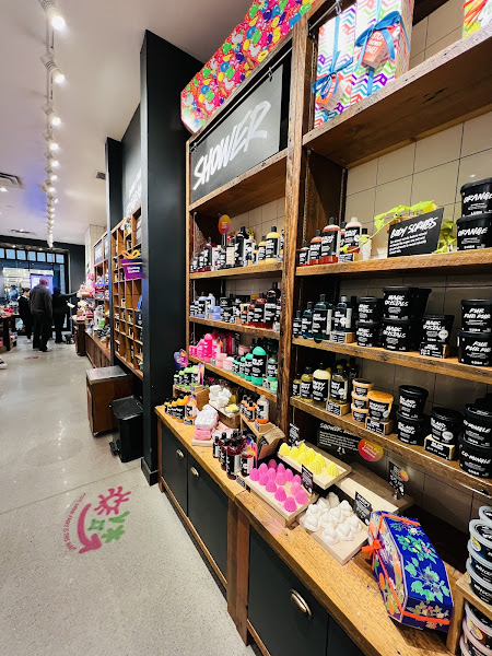 Lush Cosmetics Haywood Mall