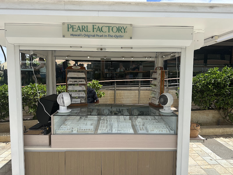 Pearl Factory Hawaii's Original Pearl-In-The-Oyster