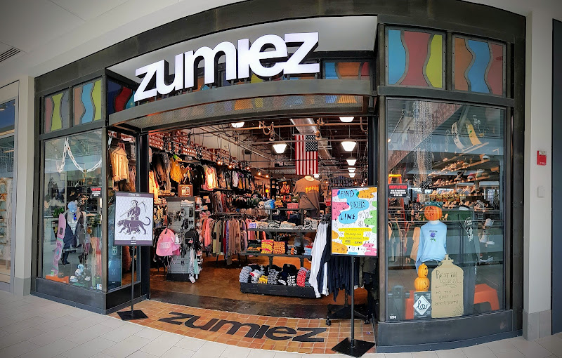 Zumiez