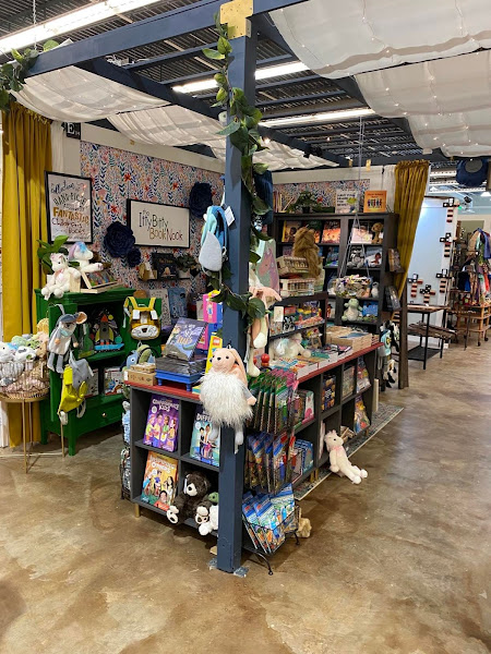 The Itty Bitty Book Nook