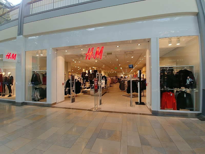 H&M