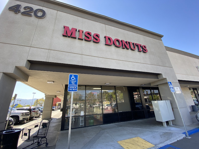 Miss Donuts