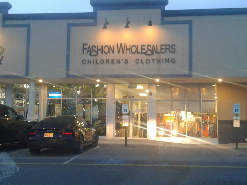 Grebow’s Shopping Center