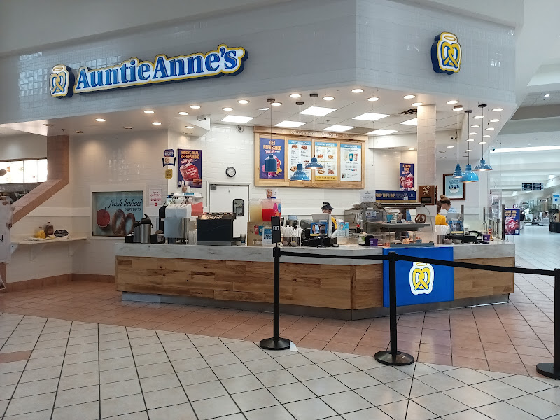 Auntie Anne's® Hand-Rolled Soft Pretzels