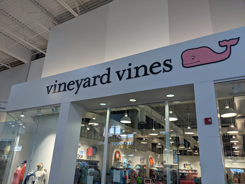 vineyard vines outlet