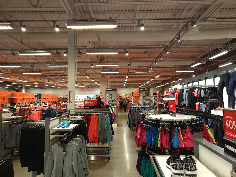 Nike Clearance Store - Niagara Falls