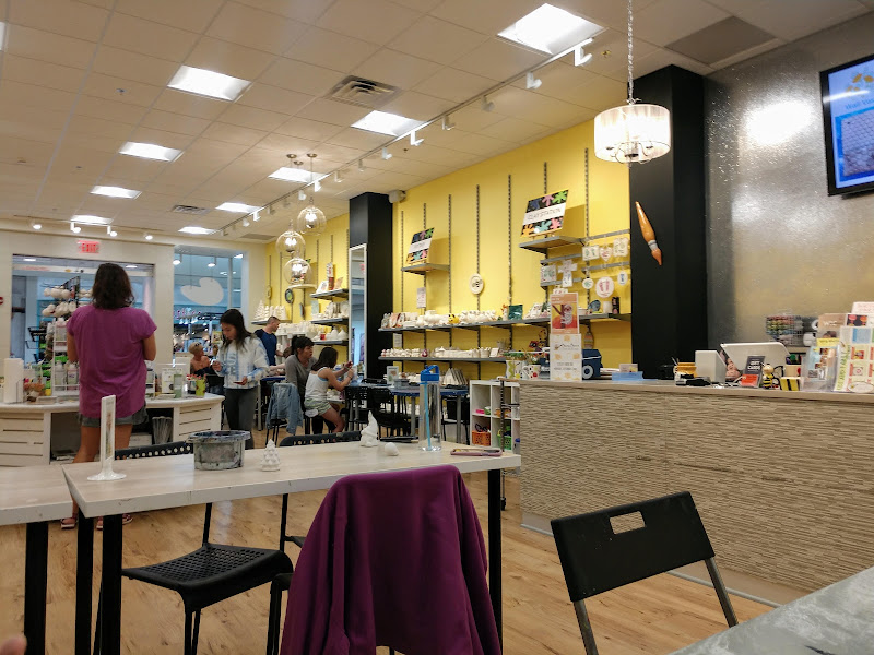 Busy Bees Pottery & Arts Studio
