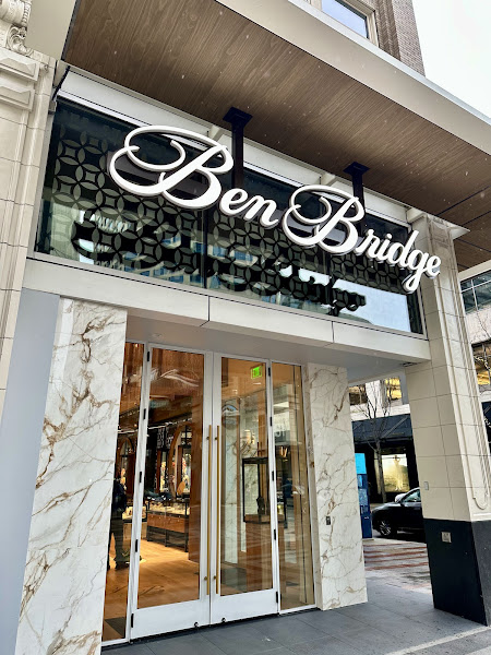 Ben Bridge Jeweler