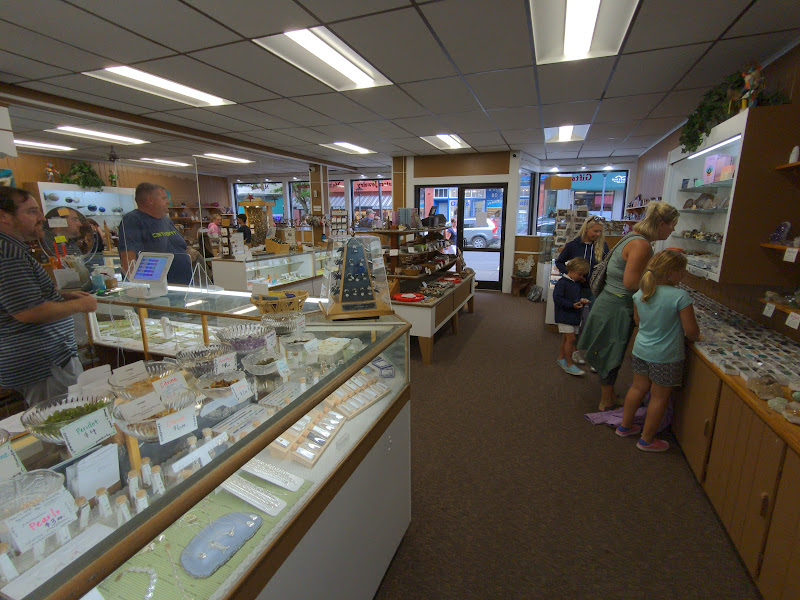 Willis' Rock Shop