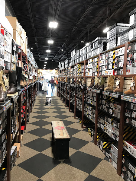 Cavender's Western Outfitter