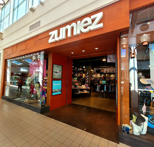 Zumiez