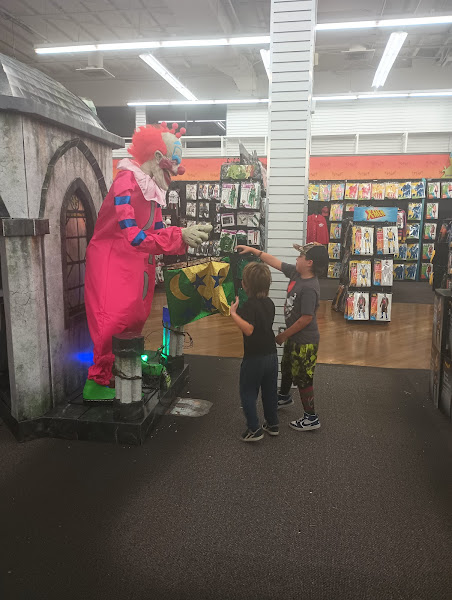 Spirit Halloween