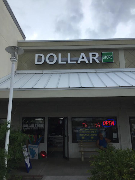 DOLLAR STORE ( At Sarasota Commons Plaza )