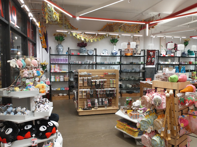 Pearl River Mart at Chelsea Market