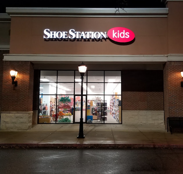 Shoe Station