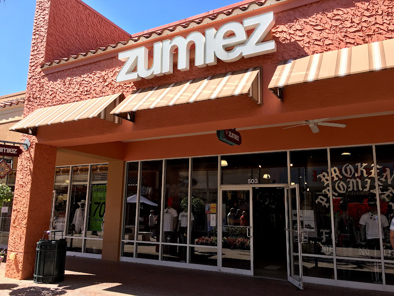 Zumiez