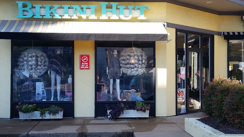 Bikini hut