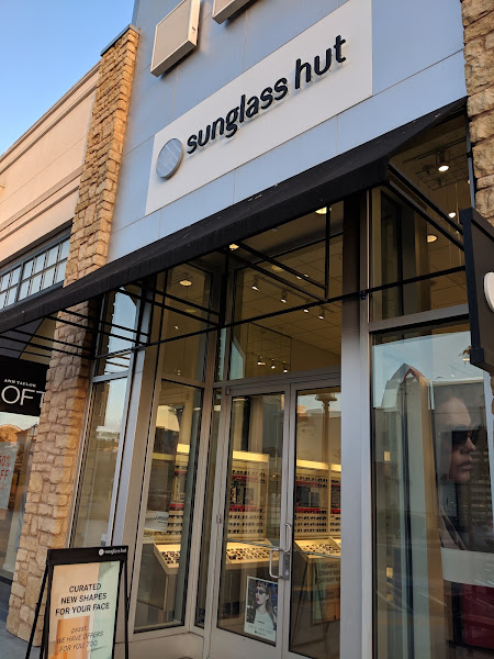 Sunglass Hut