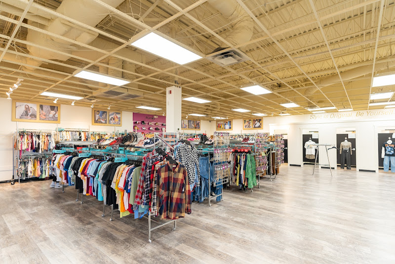 Plato's Closet- Chattanooga, TN