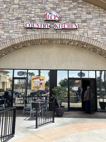 Leo's Country Kitchen