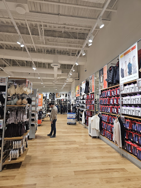 Uniqlo