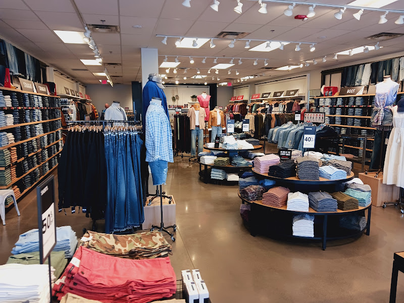 Lucky Brand