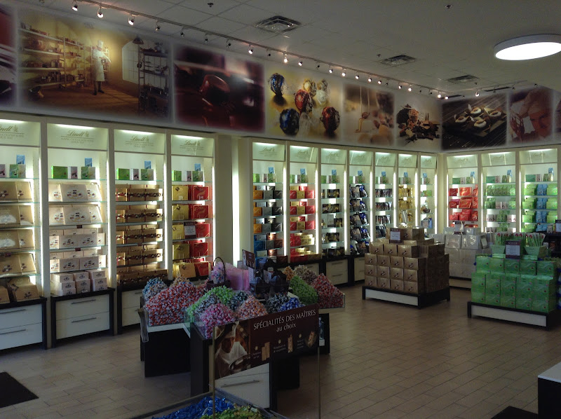 Lindt Chocolate Shop - Brossard