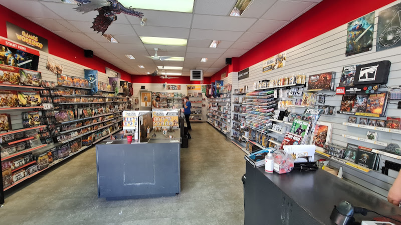 Yellowjacket Comics & Toys