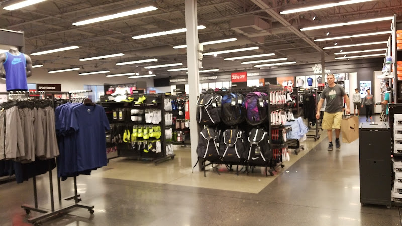 NIKE Factory Store