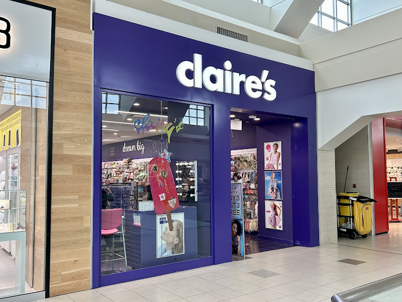 claire's