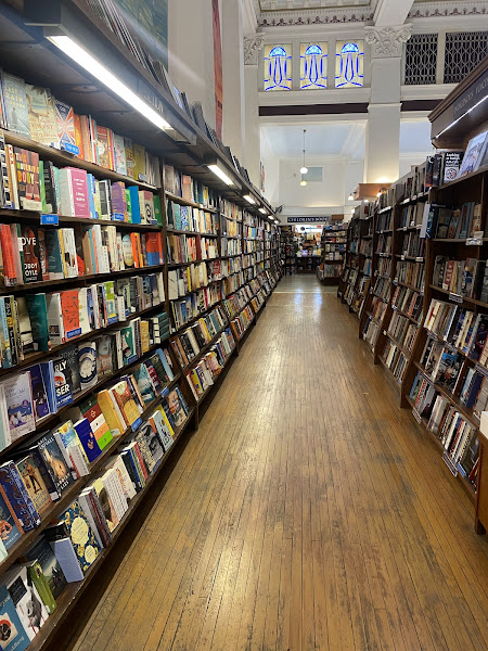 Munro's Books