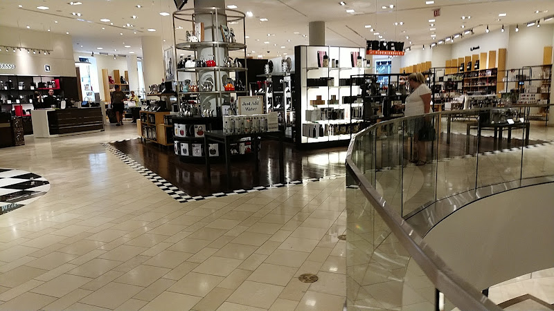 Bloomingdale's