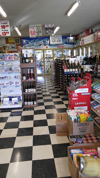 Larkfield Liquor & Deli