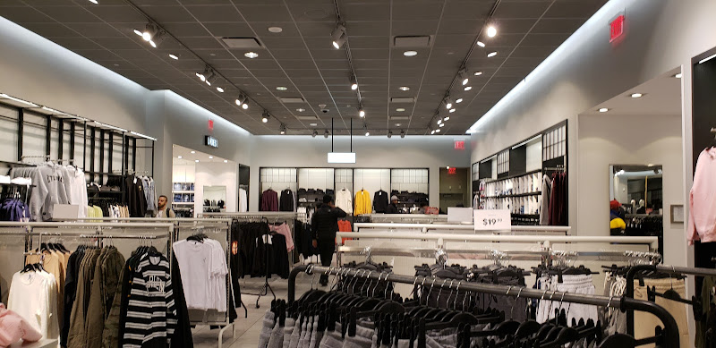 H&M