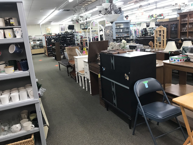 Mission Thrift Store • Brantford