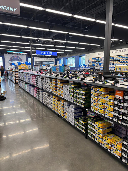 SKECHERS Springfield Crossing
