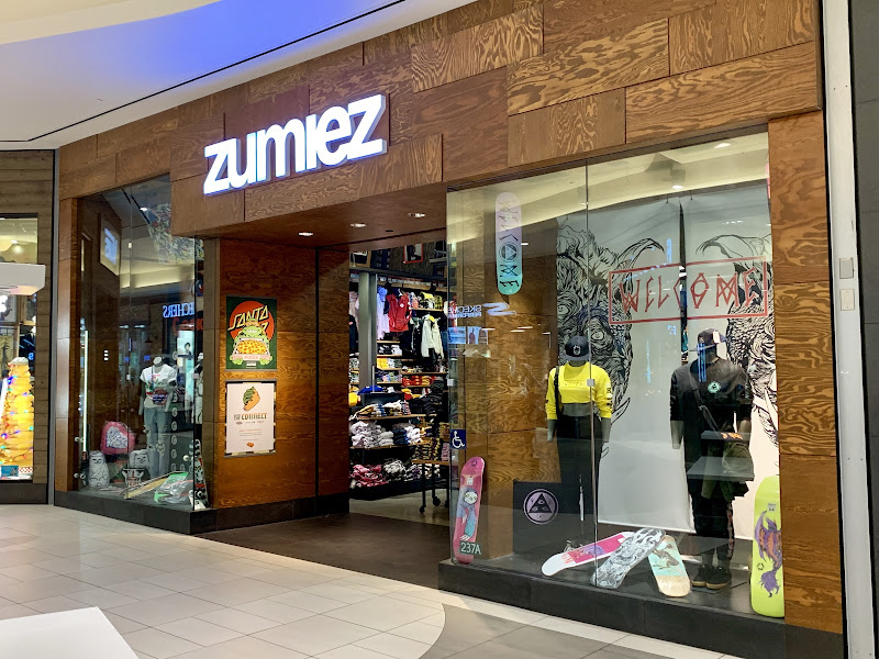 Zumiez