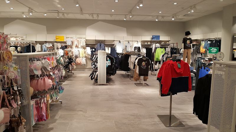 H&M
