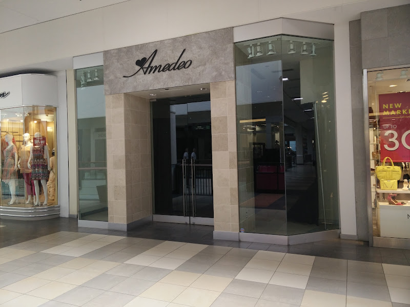 Amedeo Exclusive