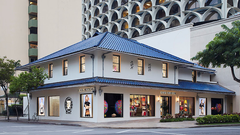 Louis Vuitton Honolulu Gump's Building