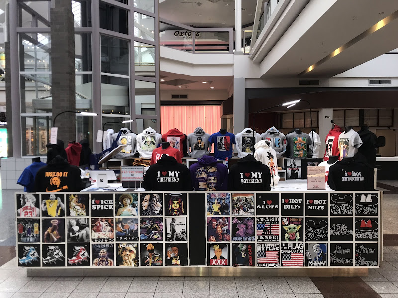 T-shirt Station - Custom wear