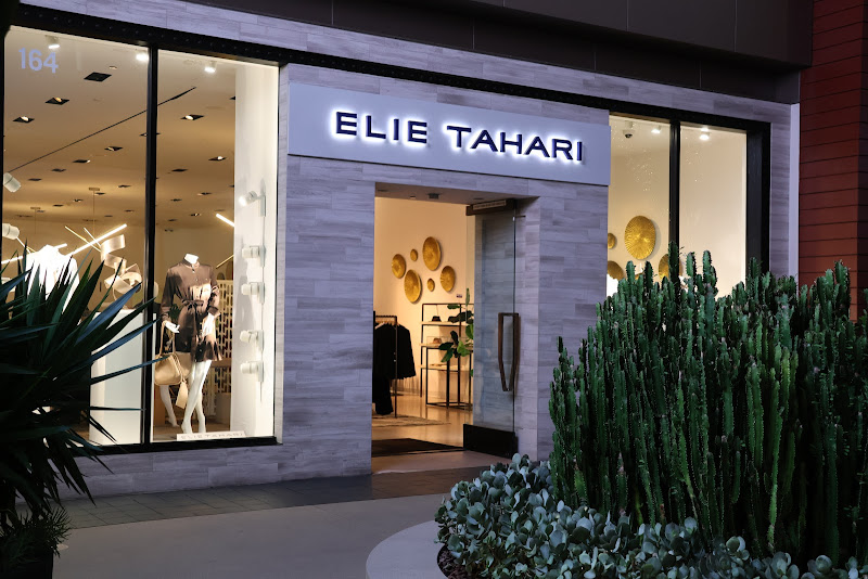 Elie Tahari Santa Monica Place