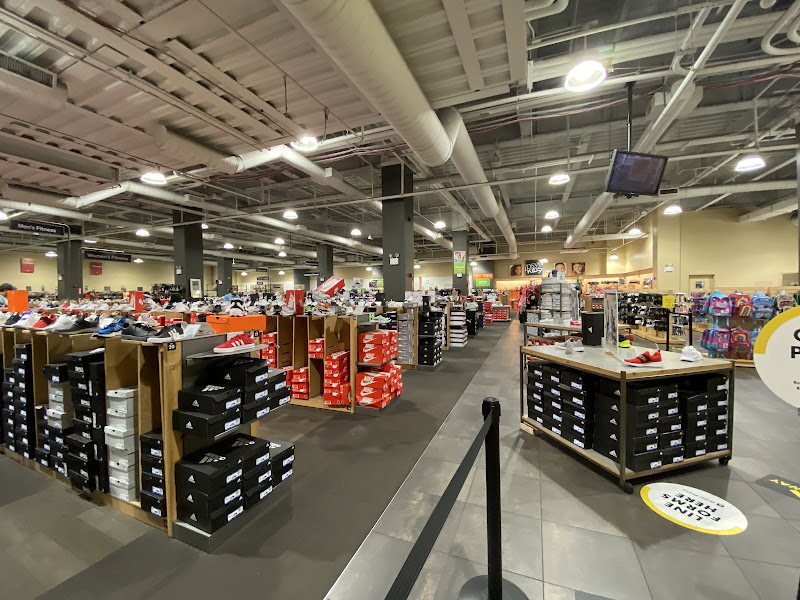 DSW Designer Shoe Warehouse