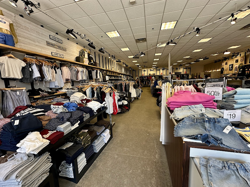 PacSun