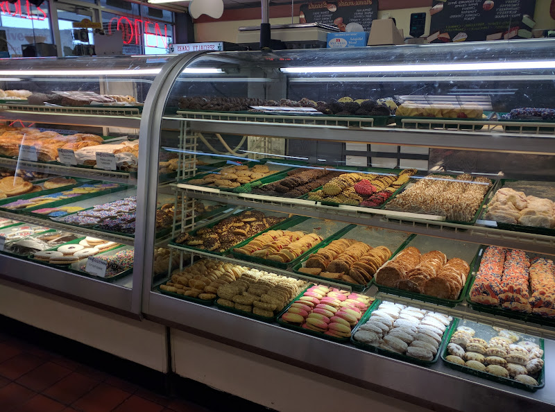 Italian Peoples Bakery