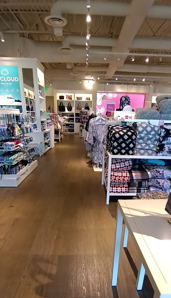 Vera Bradley Outlet
