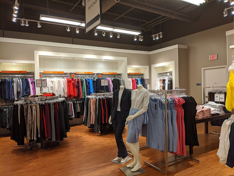 Banana Republic Factory